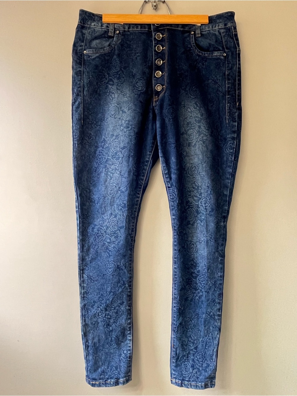 Taglia Rose Floral Print Skinny Jeans - Exposed Button Fly Blue Denim - Size XL